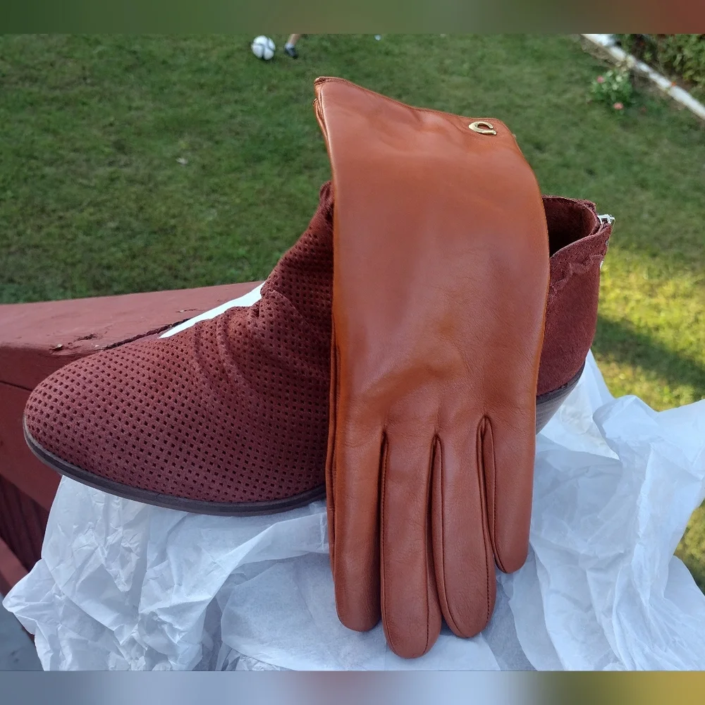 NWT Coach tech_ Gloves Sunset Leather
